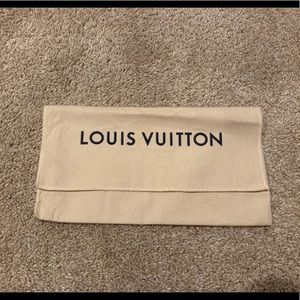 Louis Vuitton dust cover